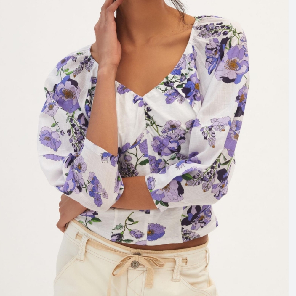 Anthropologie V-Neck Ruched Knit Top in Purple Floral Size XS - Picture 3 of 7